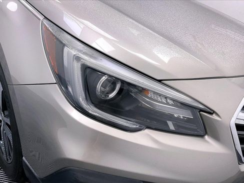 Used 2019 Subaru Outback 3.6R Limited image 26