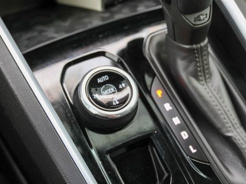 Used 2024 Chevrolet Colorado Trail Boss w/ Advanced Trailering Package image 22