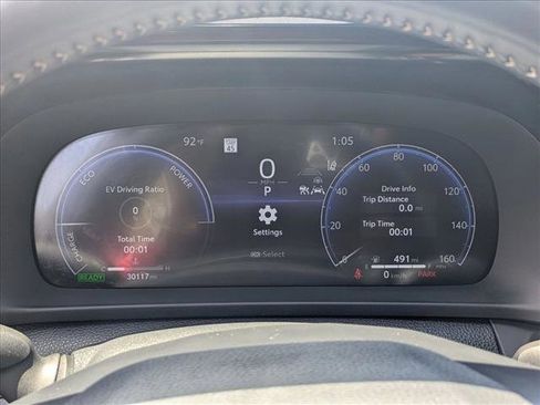 Used 2024 Toyota Crown AWD/4WD image 10