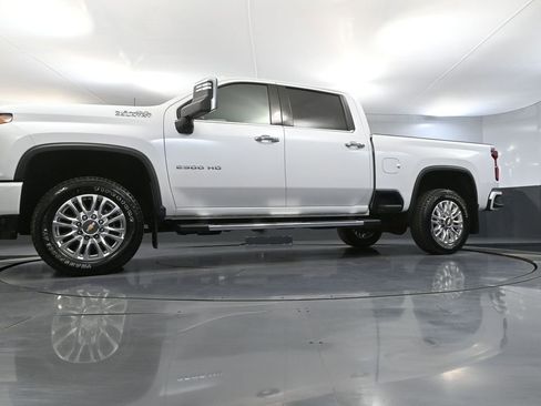 Used 2021 Chevrolet Silverado 2500 High Country AWD/4WD image 62
