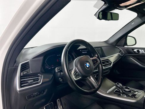 Used 2022 BMW X5 xDrive40i w/ M Sport Package image 10