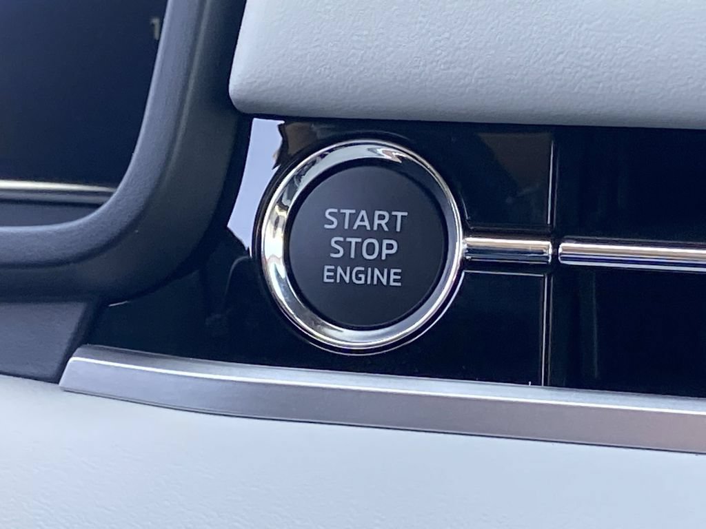 New 2026 Mitsubishi Outlander SE FWD image 13
