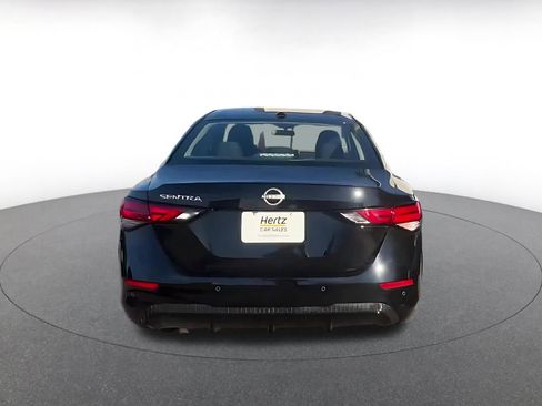 Used 2025 Nissan Sentra SV image 11