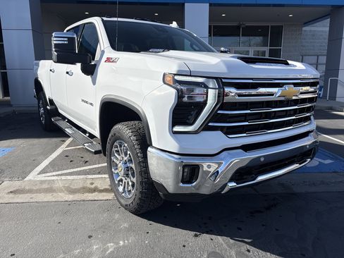 New 2026 Chevrolet Silverado 3500 LTZ w/ LTZ Plus Package image 7