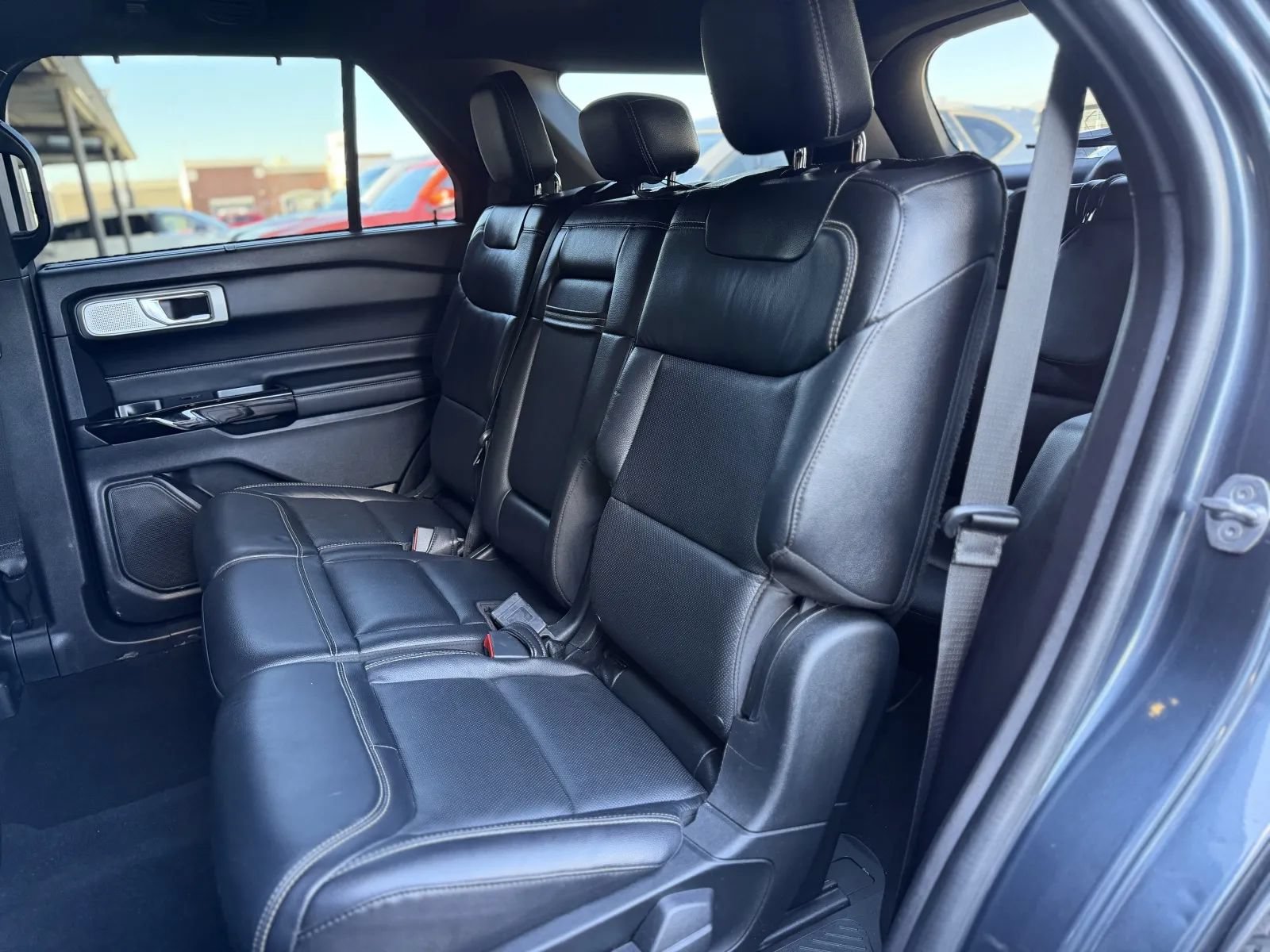 Used 2022 Ford Explorer ST w/ Equipment Group 401A AWD/4WD image 16