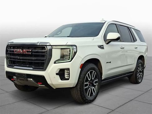 Used 2022 GMC Yukon AT4 image 1