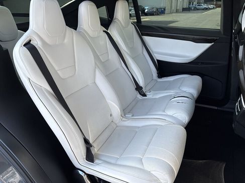 Used 2016 Tesla Model X P90D AWD/4WD image 32