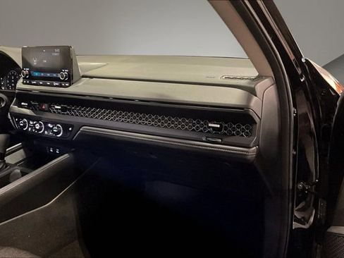 Used 2023 Honda Accord EX image 26
