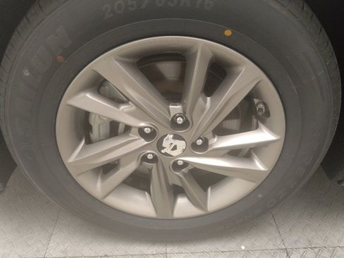 Used 2019 Kia Optima LX FWD image 31