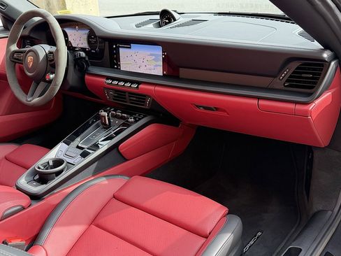 Certified 2025 Porsche 911 Carrera GTS image 24