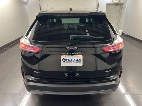 Certified 2022 Ford Edge SEL w/ Convenience Package image 5