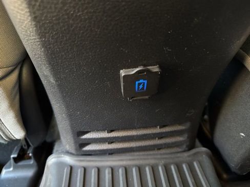 Used 2019 Toyota Tacoma SR5 image 35