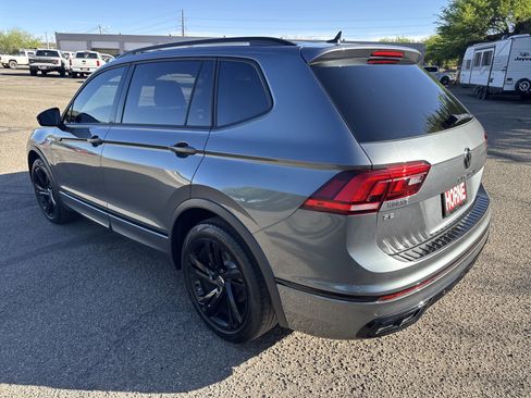 Used 2024 Volkswagen Tiguan SE R-Line image 5