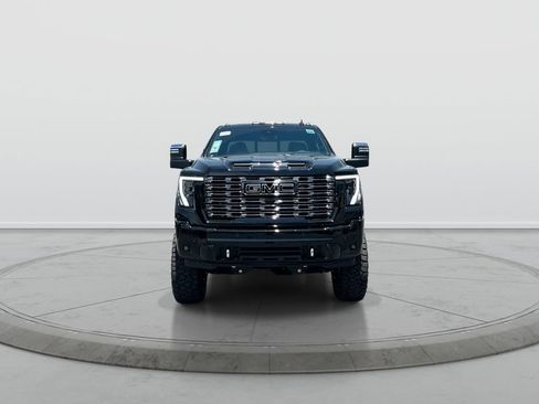New 2026 GMC Sierra 2500 Denali Ultimate AWD/4WD image 3