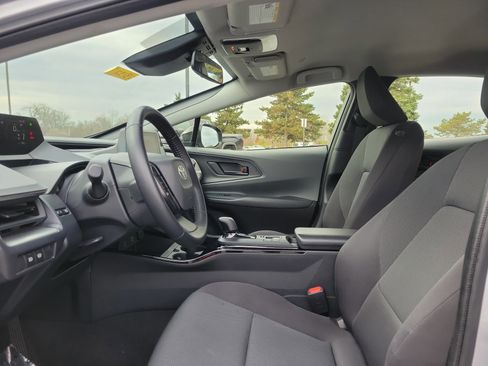 Used 2025 Toyota Prius LE image 15