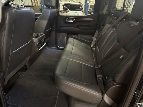 Used 2023 GMC Sierra 1500 SLT w/ SLT Convenience Package AWD/4WD image 21