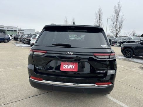 Certified 2023 Jeep Grand Cherokee Limited w/ Luxury Tech Group II image 6