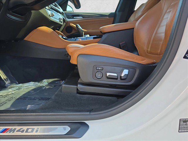 Used 2021 BMW X4 M40i AWD/4WD image 28