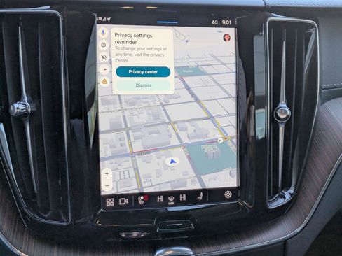 Certified 2024 Volvo XC60 T8 Ultimate w/ Protection Package Premier image 22