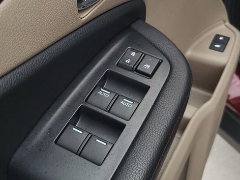 Used 2020 Honda Pilot Touring image 17