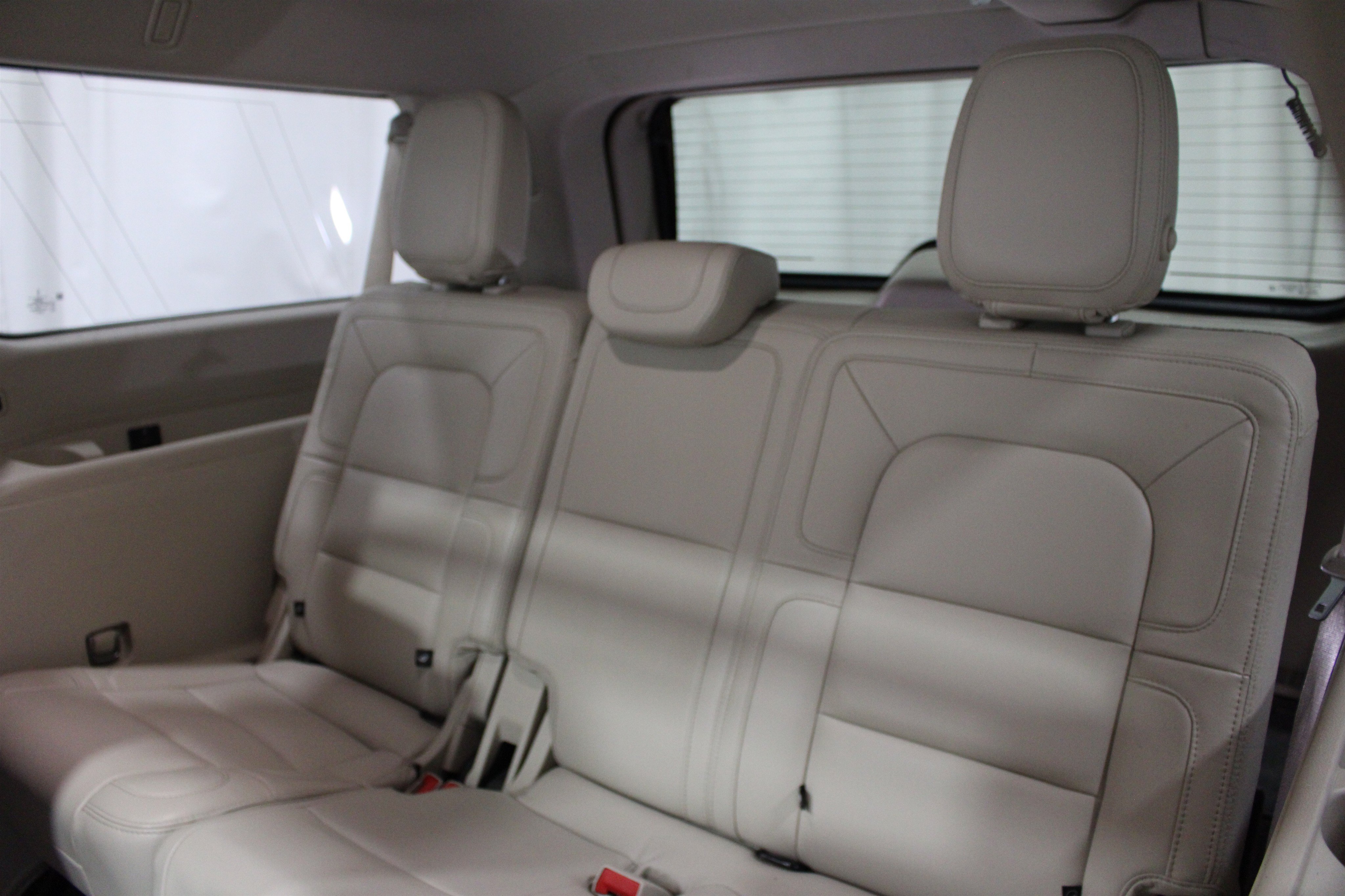 Used 2021 Lincoln Navigator L Reserve AWD/4WD image 22