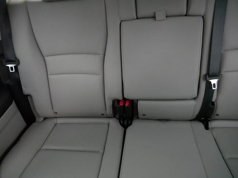 Used 2018 Honda Ridgeline RTL-E image 12
