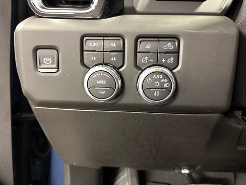 New 2025 GMC Sierra 2500 Denali w/ Denali Reserve Package image 29