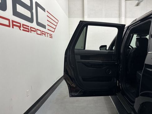 Used 2021 Ford Expedition Max Limited RWD image 56