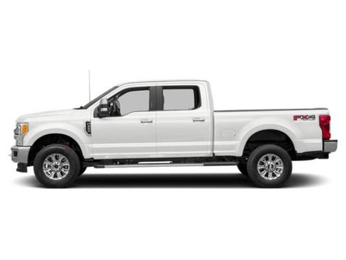 Used 2019 Ford F250 XLT w/ FX4 Off-Road Package AWD/4WD image 2