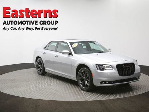 Used 2023 Chrysler 300 S image 52