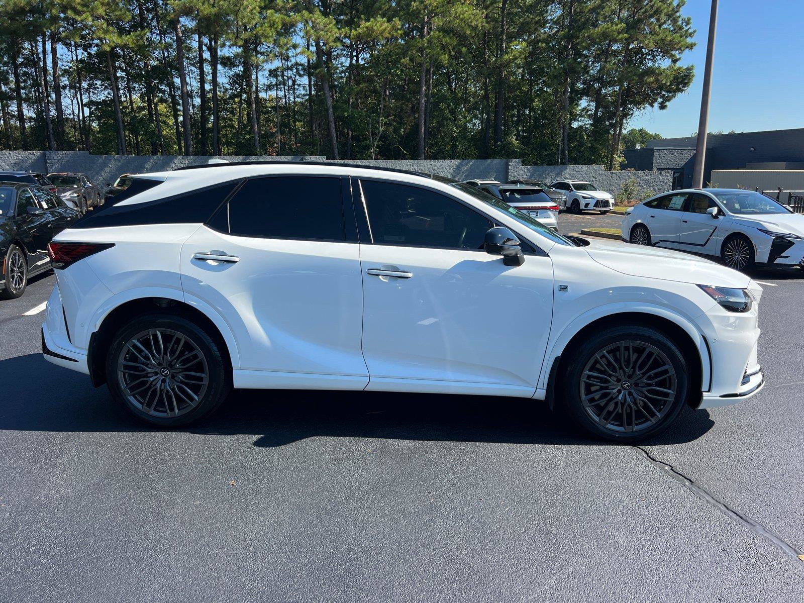 Certified 2023 Lexus RX 500h F Sport w/ Cold Area Package AWD/4WD image 4