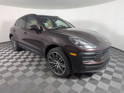 New 2026 Porsche Macan image 9