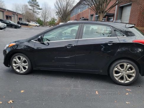 Used 2013 Hyundai Elantra GT w/ Touch & Go Pkg image 7
