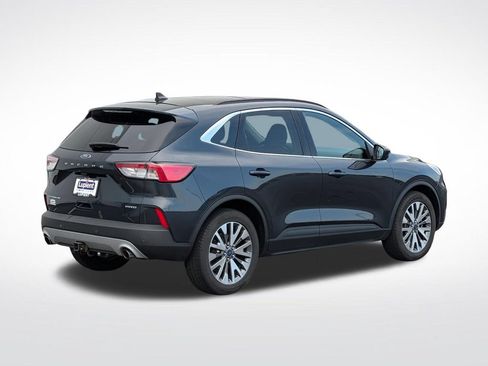 Used 2022 Ford Escape Titanium w/ Class II Trailer Tow Package AWD/4WD image 3