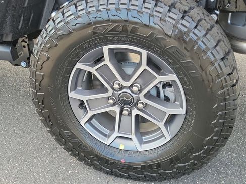 New 2026 Jeep Gladiator Mojave image 21