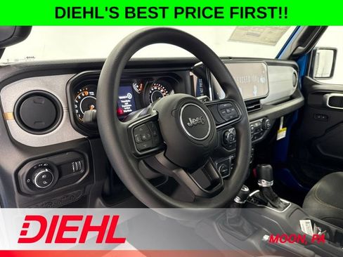 New 2026 Jeep Gladiator Sport AWD/4WD image 18