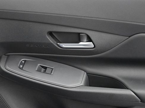 New 2026 Nissan Sentra SV w/ SV Convenience Package FWD image 35