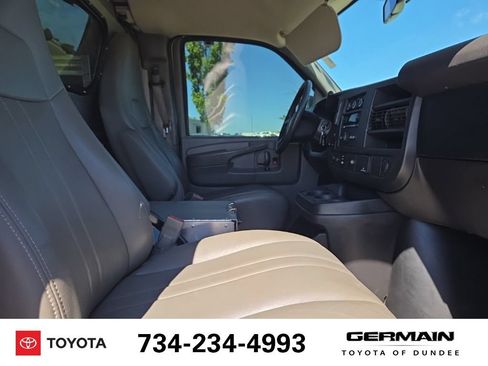 Used 2015 GMC Savana 3500 w/ Cold Climate Package RWD image 14
