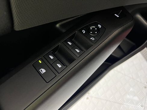 Used 2025 BMW X3 xDrive30i w/ Premium Package AWD/4WD image 12