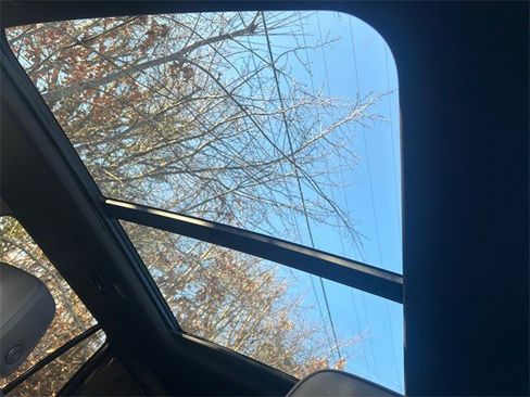 New 2026 GMC Yukon Denali image 19