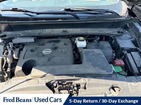 Used 2016 Nissan Pathfinder SL w/ SL Premium Package AWD/4WD image 18