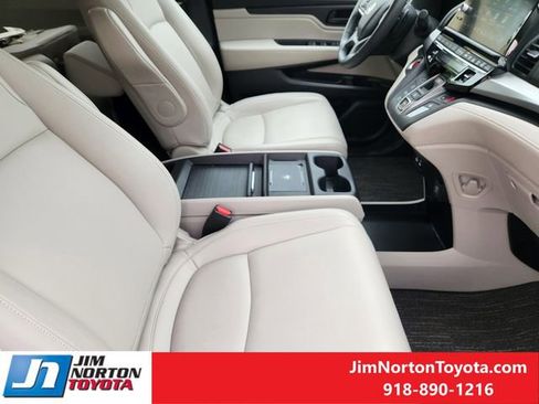 Used 2025 Honda Odyssey EX-L image 14