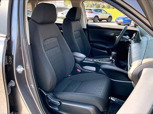 Used 2024 Honda HR-V LX image 9