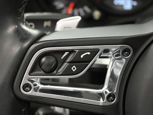 Used 2017 Porsche 911 Carrera GTS image 24