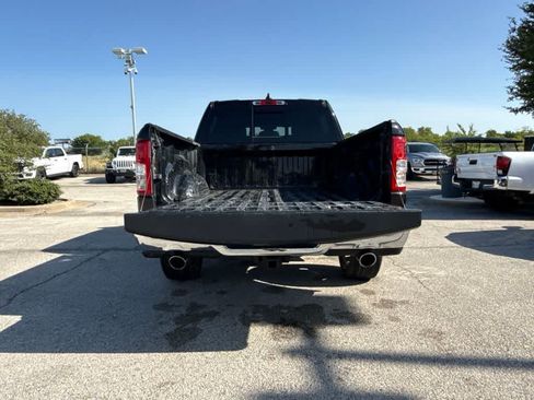 Used 2021 RAM 1500 Lone Star AWD/4WD image 14