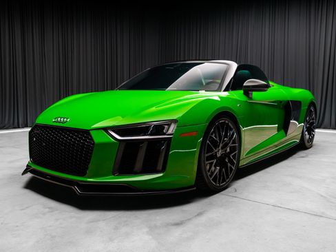 Used 2018 Audi R8 V10 plus AWD/4WD image 24