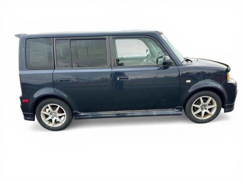 Used 2006 Scion xB image 7