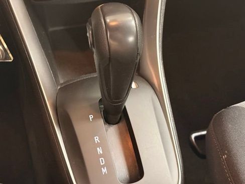 Used 2019 Chevrolet Trax LS FWD image 17