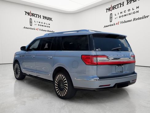 Used 2020 Lincoln Navigator L Black Label w/ Cargo Convenience Package AWD/4WD image 3
