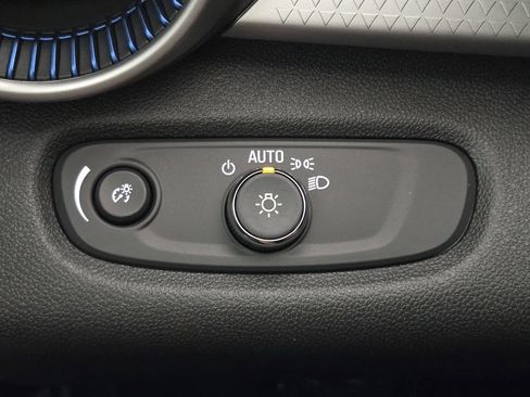 New 2026 Chevrolet Trax LS FWD image 22